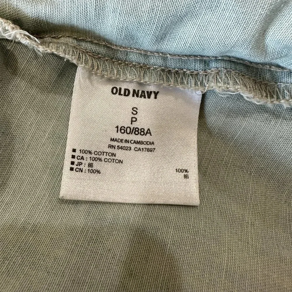 OLD NAVY Classic Chambray Light Denim Button Down Long Sleeve - size small - Picture 6 of 6